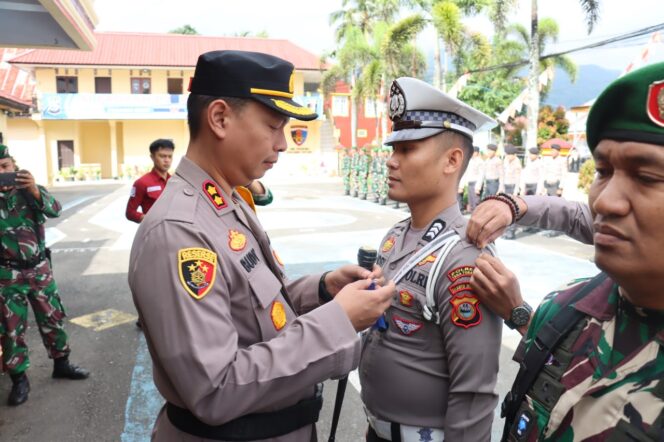 
					Polres Tana Toraja Gelar Operasi Patuh 2025, Kapolres : 7 Target Sasaran Operasi